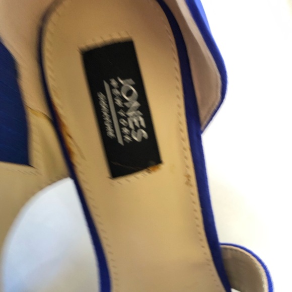 New Women's size 7.5 Jones New York Colette microsuede electric Blue Heels - Picture 4 of 13